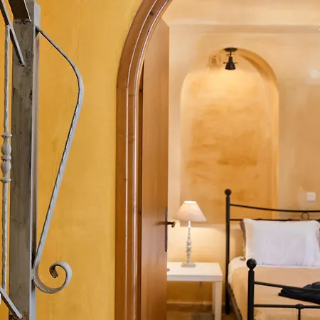 Elaiona In Countryside With Mountain Views *